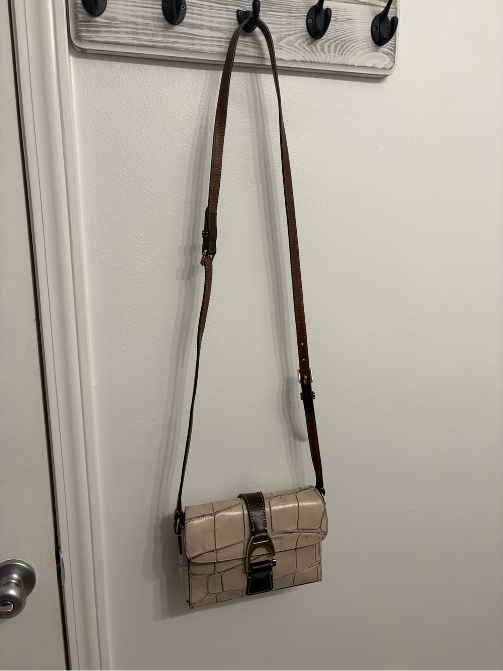 Dooney & Bourke Emerson Kyra Beige Croc-Embossed Crossbody - Picture 11 of 14